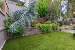 2212 SE Linden Ln, Grants Pass, OR 97527 - Photo 44