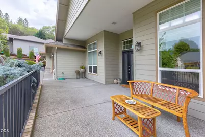 2212 SE Linden Lane, Grants Pass, OR 97527 - Photo 6