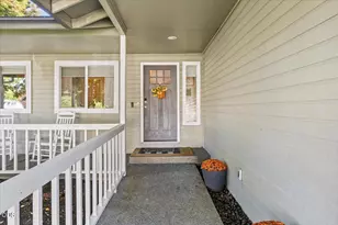 3579 Michael Park Dr, Medford, OR 97504 - Photo 4
