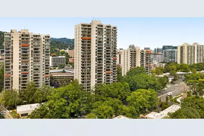 2221 SW 1st Avenue #APT 2424, Portland, OR 97201 - Photo 2