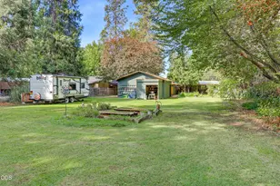 383 Whispering Pines Ln, Grants Pass, OR 97527 - Photo 56