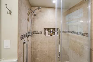 383 Whispering Pines Ln, Grants Pass, OR 97527 - Photo 30