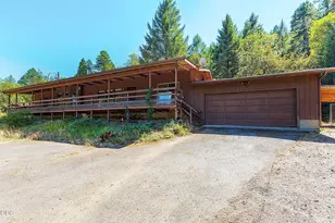 4433 Rogue River Hwy, Grants Pass, OR 97527 - Photo 2