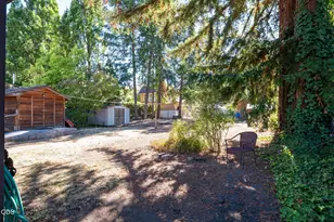 121 N Front St, Talent, OR 97540 - Photo 22