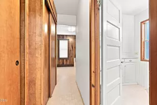 121 N Front St, Talent, OR 97540 - Photo 10