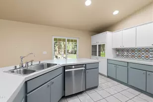 12473 Overland Dr, Klamath Falls, OR 97603 - Photo 16