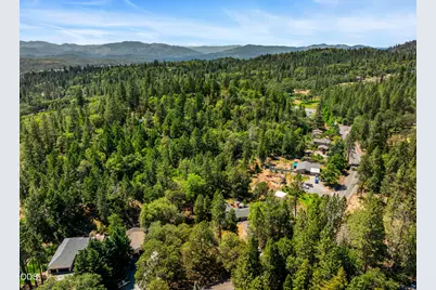 370 Horseshoe Drive, Grants Pass, OR 97526 - Photo 40