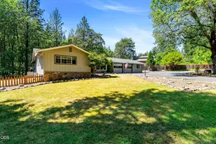 370 Horseshoe Dr, Grants Pass, OR 97526 - Photo 30