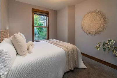 63109 Turret Court, Bend, OR 97701 - Photo 16