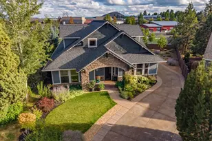 63109 Turret Ct, Bend, OR 97701 - Photo 2