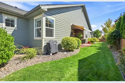 541 Bridge Creek Drive, Central Point, OR 97502 - Photo 36