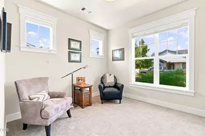 541 Bridge Creek Drive, Central Point, OR 97502 - Photo 28