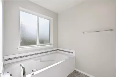 21141 SE Azalia Avenue, Bend, OR 97702 - Photo 20