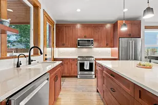 1030 N Bluebird St, Sisters, OR 97759 - Photo 20