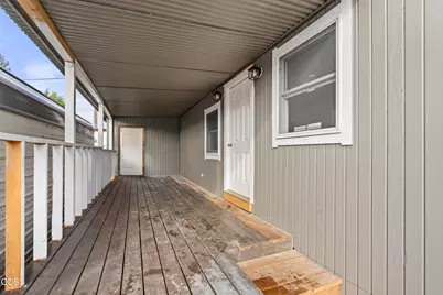 2395 Redwood Avenue #42, Grants Pass, OR 97527 - Photo 14