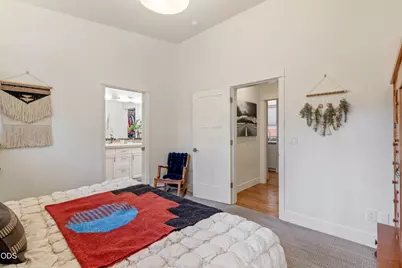 1657 NW Mt Washington, Bend, OR 97703 - Photo 14