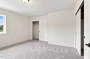 151 SE Champagne Ct, Grants Pass, OR 97527 - Photo 14