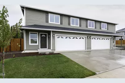 151 SE Champagne Court, Grants Pass, OR 97527 - Photo 1