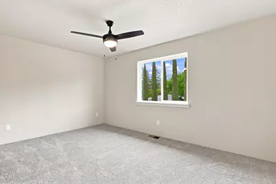 151 SE Champagne Court, Grants Pass, OR 97527 - Photo 12