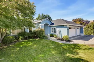 2663 Kerrisdale Ridge Dr, Medford, OR 97504 - Photo 2