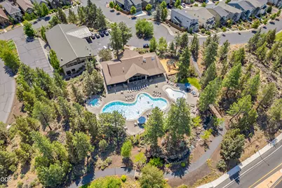 61066 SE Sydney Harbor Drive, Bend, OR 97702 - Photo 38