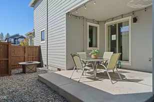 61066 SE Sydney Harbor Dr, Bend, OR 97702 - Photo 34