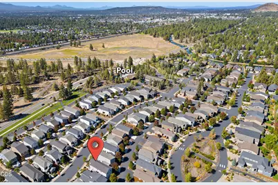 61066 SE Sydney Harbor Drive, Bend, OR 97702 - Photo 40