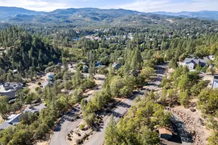 33 Quail Run Dr, Shady Cove, OR 97539 - Photo 44