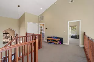 33 Quail Run Dr, Shady Cove, OR 97539 - Photo 20