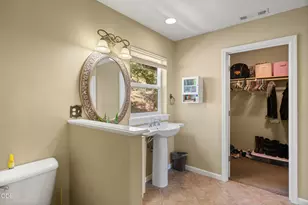 33 Quail Run Dr, Shady Cove, OR 97539 - Photo 24