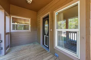 15944 Woodchip Ln, La Pine, OR 97739 - Photo 8
