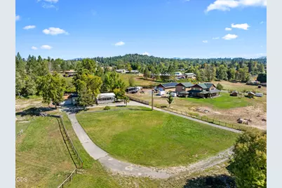 5550 Demaray Drive, Grants Pass, OR 97527 - Photo 34