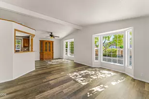 5550 Demaray Dr, Grants Pass, OR 97527 - Photo 4
