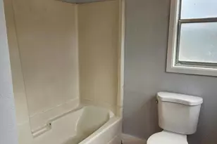 616 S Oakdale Ave, Medford, OR 97501 - Photo 54