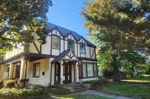 616 S Oakdale Ave, Medford, OR 97501 - Photo 2