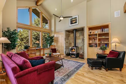 1042 Trail Creek Drive, Redmond, OR 97756 - Photo 12
