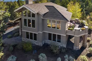 1042 Trail Creek Dr, Redmond, OR 97756 - Photo 2