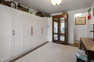 20738 Livengood Way, Bend, OR 97701 - Photo 16