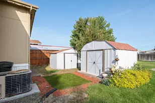 3501 Ave C, White City, OR 97503 - Photo 4
