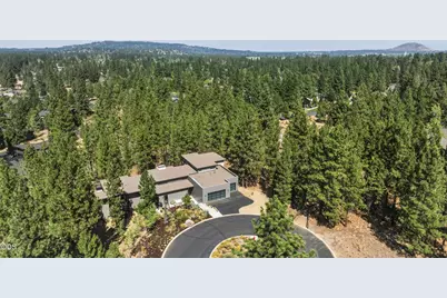 19492 Bainbridge Court, Bend, OR 97702 - Photo 56