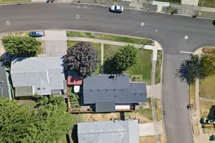 401 Morningside St, Medford, OR 97501 - Photo 24