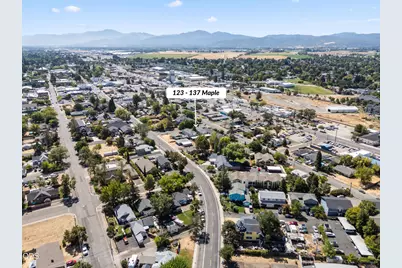 123 Maple Street, Central Point, OR 97502 - Photo 52