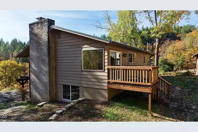 5015 Highway 227, Trail, OR 97541 - Photo 6