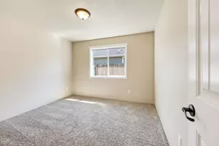 425 SE Cadet Ct, Grants Pass, OR 97527 - Photo 26