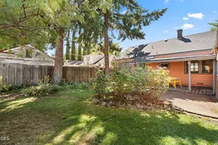 625 S Holly St, Medford, OR 97501 - Photo 22