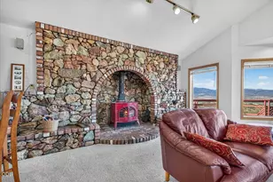 6590 Hillcrest Rd, Medford, OR 97504 - Photo 14