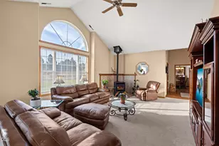 44220 Cowboy Hill Ln, Chiloquin, OR 97624 - Photo 12