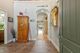 1247 NE Hudspeth Cir, Prineville, OR 97754 - Photo 4