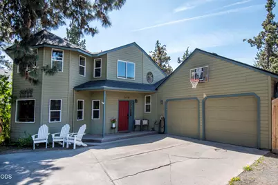 538 NE Soaring Court, Bend, OR 97701 - Photo 2