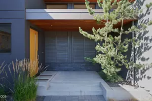 62773 NW Sand Lily Way, Bend, OR 97703 - Photo 2
